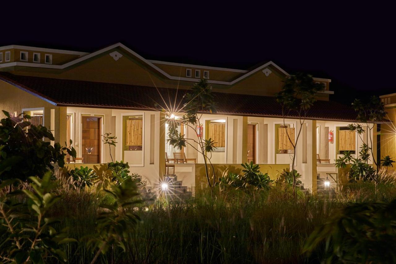Blackbuck Safari Lodge Velavadar Bavliari Exterior photo